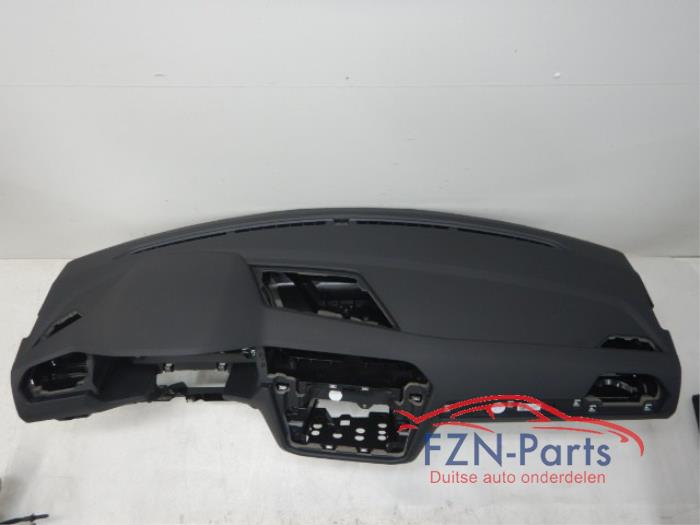 VW Tiguan 5NB 5NA Dashboard