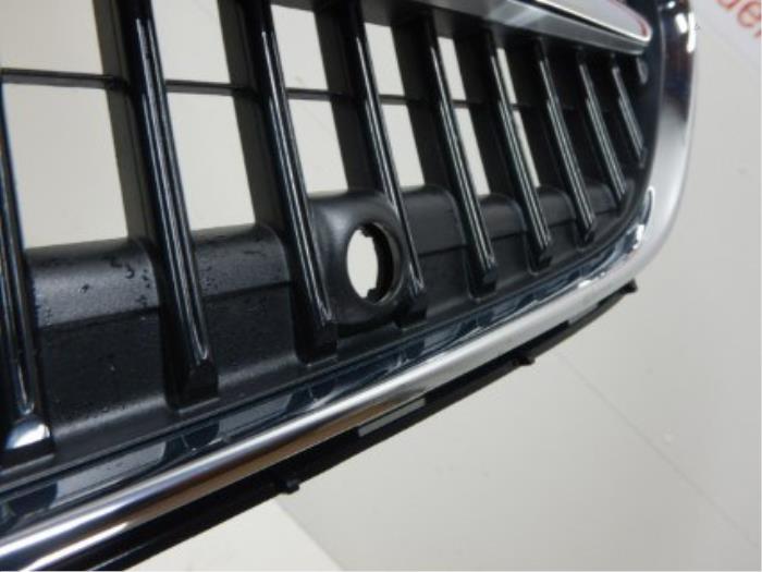 Mercedes-benz C-klasse W206 Grille