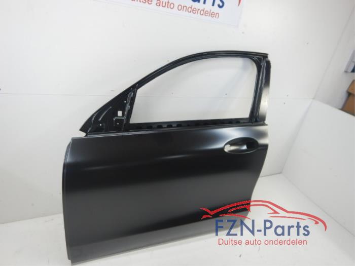 Portier 4Deurs links-voor Mercedes Diversen (22723297)