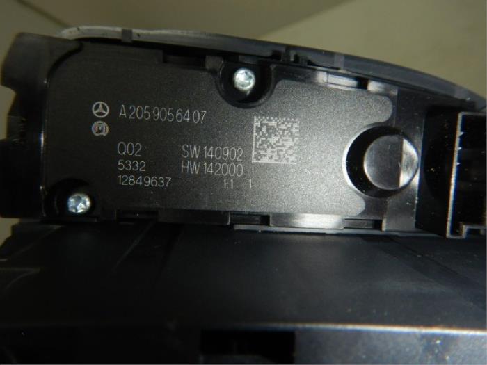 Mercedes-Benz C-Klasse W205 Command Touchpad