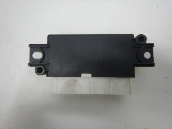 VW Caddy 2K5 PDC Module