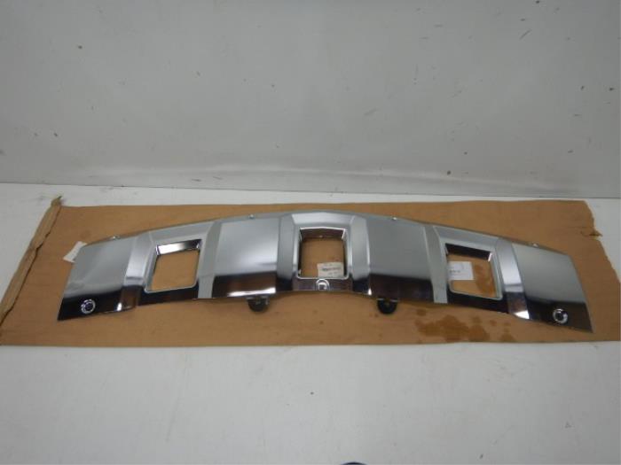 Mercedes-Benz GL W164 Voorbumper Schilde onderzijde