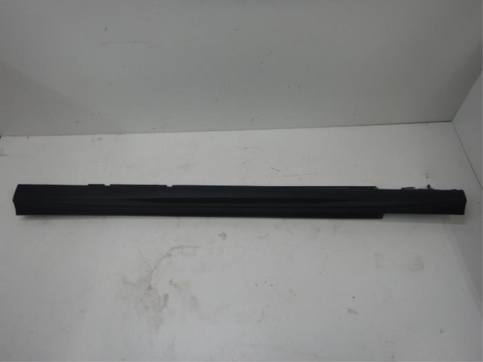 Zijskirt links Mercedes GLC-Klasse (22727545)