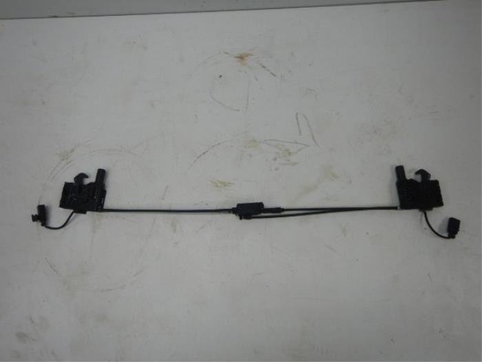 Slotmechaniek Motorkap Volkswagen Polo (22741306)