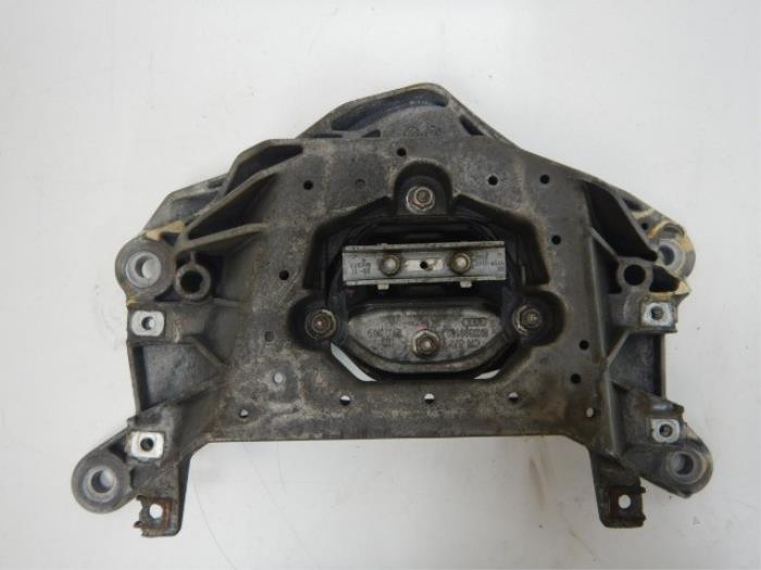Motorsteun Audi A8 (22736767)