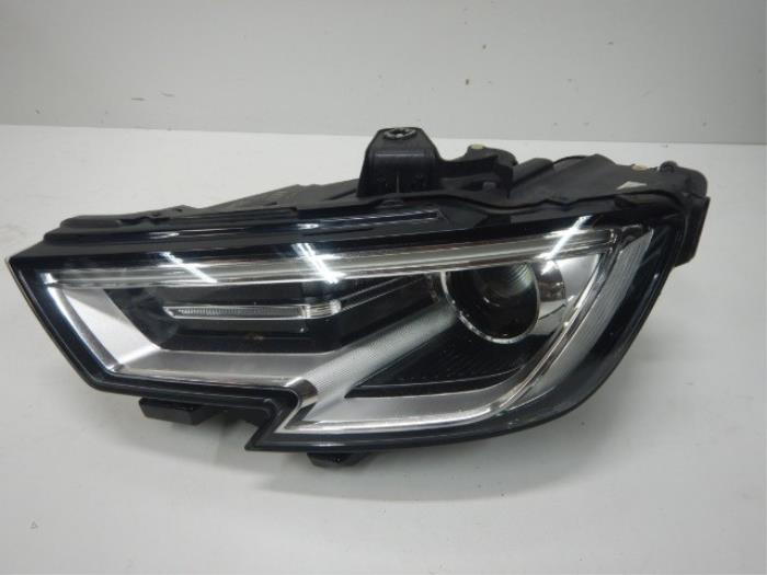 Audi A3 8V Facelift Koplamp Links