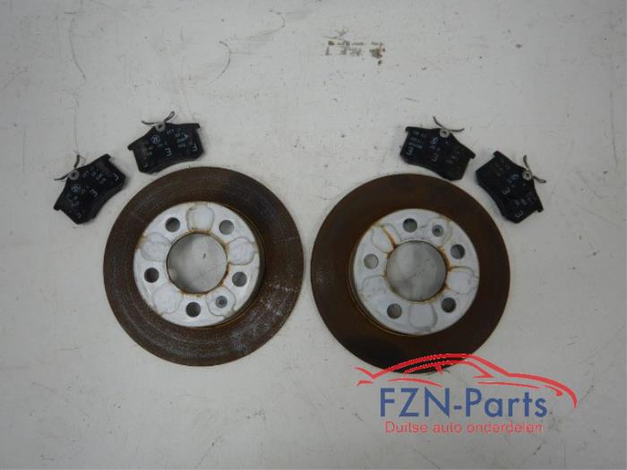 Remschijf + blok achter Volkswagen Polo (22741424)