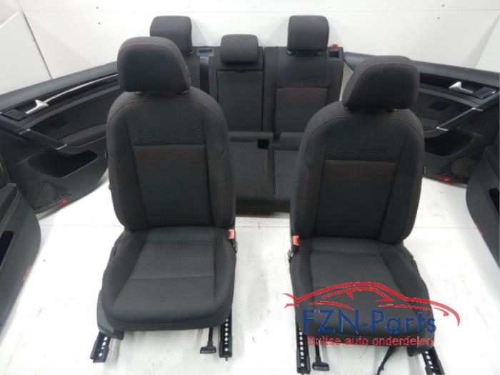 Bekleding Set (compleet) Volkswagen Golf (22740248)