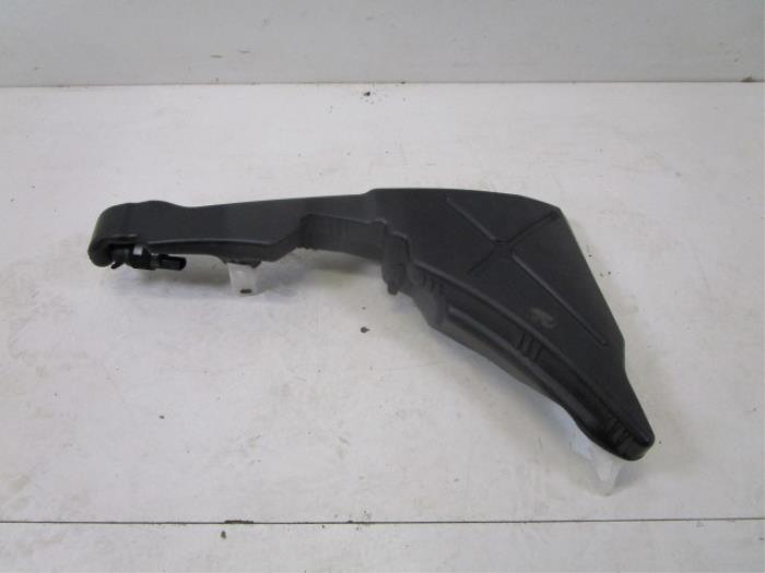 Ruitensproeiertank voor Audi A8 (22743275)