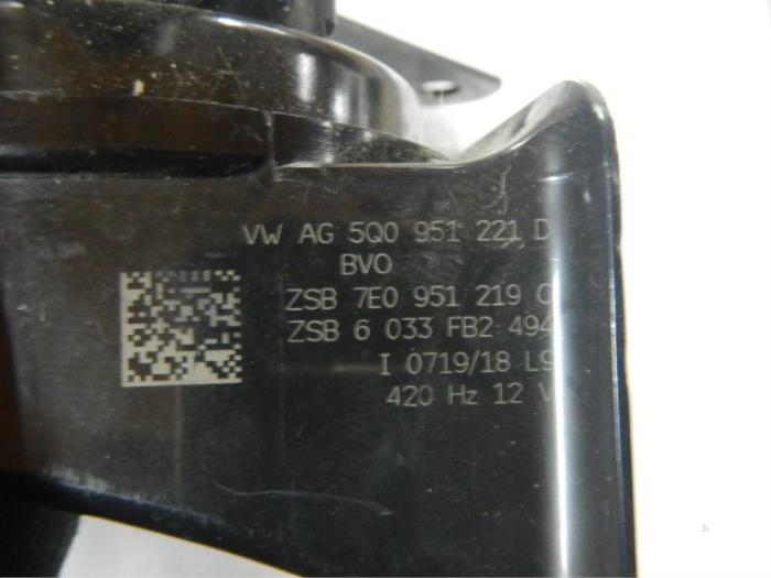 Claxon Volkswagen Transporter (22727227)