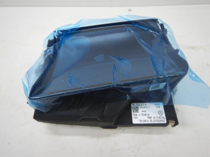 VW Golf 8 Facelift Head Up
