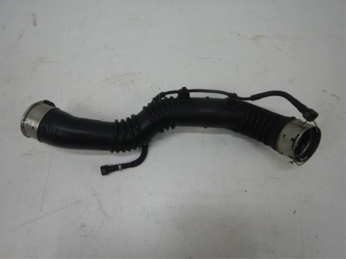 Intercooler Buis Mercedes B-Klasse (22735120)