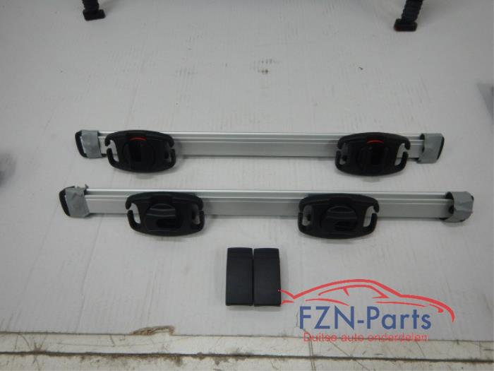 VW Touran 5TA Bagagenet Set Compleet