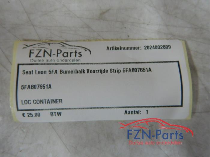 Seat Leon 5FA Bumperbalk Voorzijde Strip