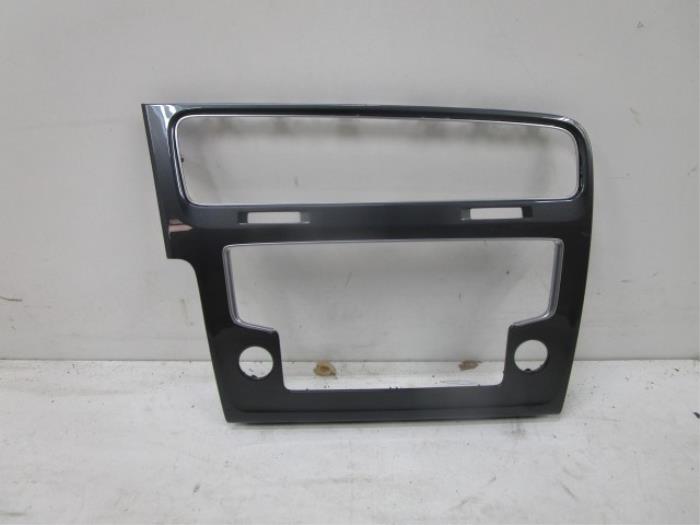 VW Golf 7 Dashboard Inleg Midden Navigatie