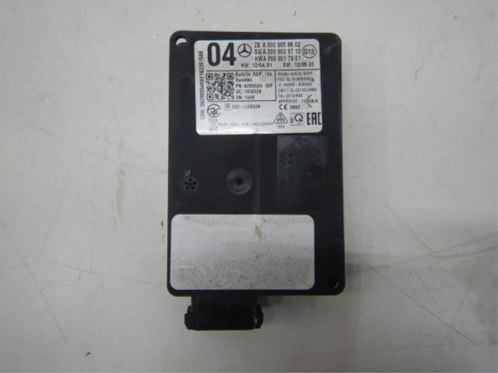 Radar sensor Mercedes S-Klasse (22745524)
