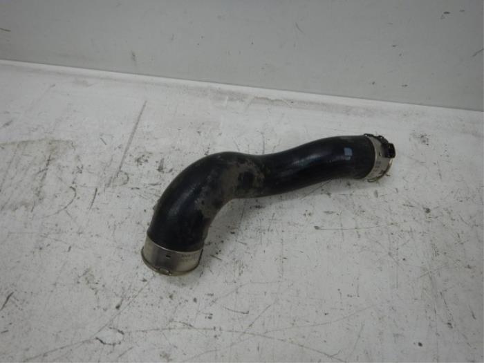 Intercooler Buis Mercedes B-Klasse (22735092)