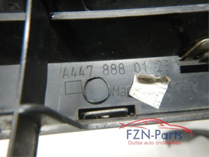 Grille Mercedes Vito (22726769)