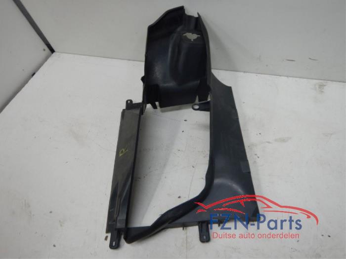 Audi R8 420 Luchtgeleider Rechts Extra Radiateur