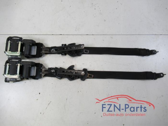 Mercedes-Benz W204 C-Klasse Gordelset L+R PRESAFE ( Gordels Set )