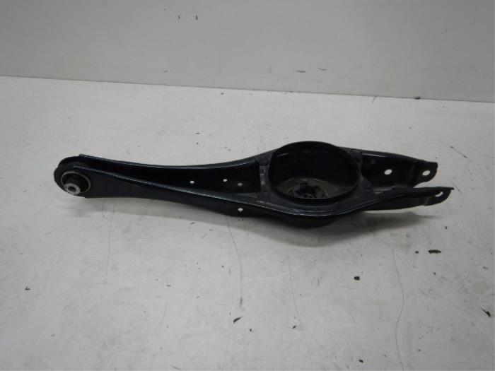 VW Passat B8 Draagarm Achter