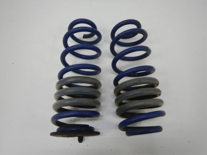 Verlagingsset Volkswagen Golf (22741924)