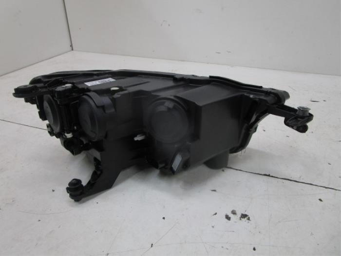 VW T-Roc Koplamp H7 Halogeen Links