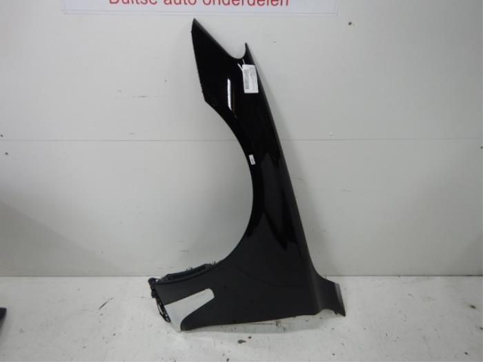 Scherm links-voor BMW 7-Serie (22724210)