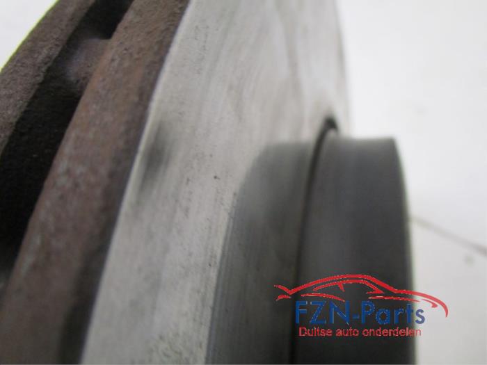 Remklauw (Tang) rechts-voor Audi A4 (22742742)
