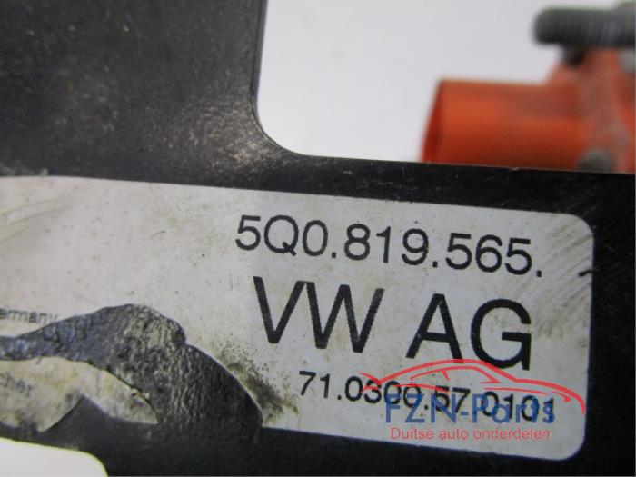 Verwarmingsschakelaar Achterruit Volkswagen Diversen (22739001)