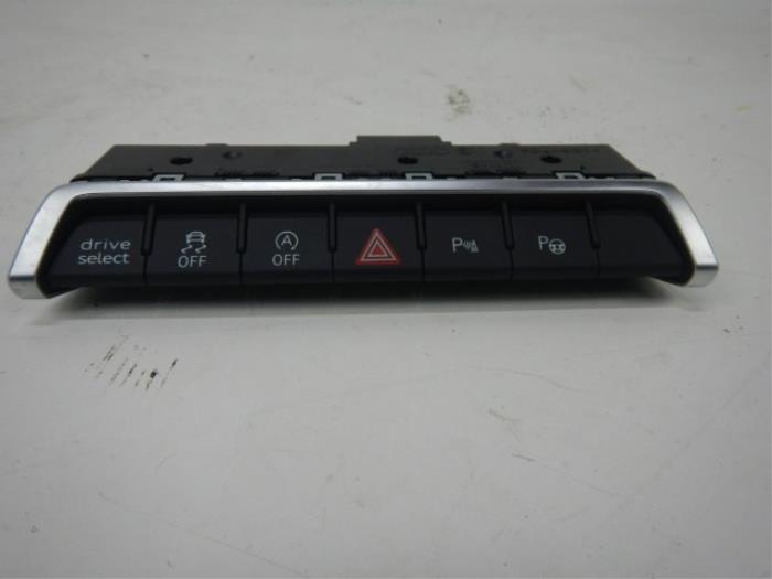 Audi A3 8Y Schakelaars Dashboard Midden