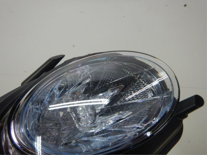 Mistlamp rechts-voor Bentley Bentayga (22736141)