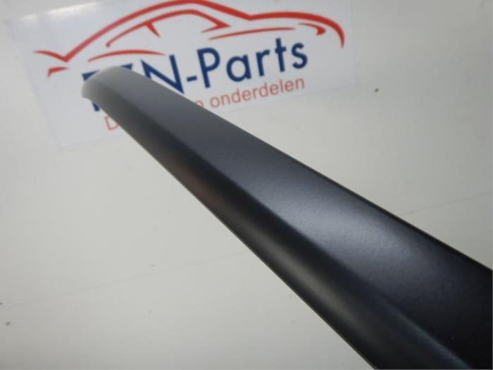 VW ID4 11A Dakdragers Dakrails Set Links+Rechts Mat Zwart