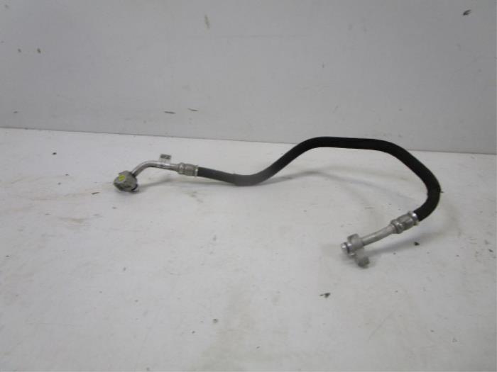 Audi A4 8W Aircoleiding