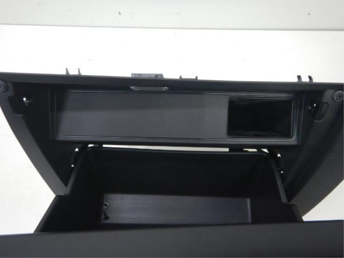 Seat Leon 5FA dashboard Kast