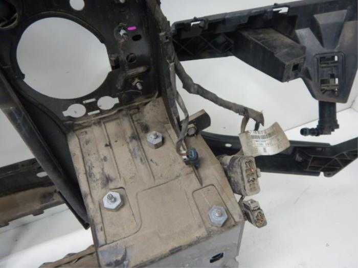 Frontpaneel Mercedes ML-Klasse (22744429)