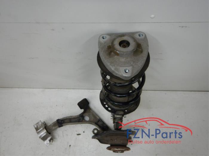 Fusee rechts-voor Mercedes B-Klasse (22729895)