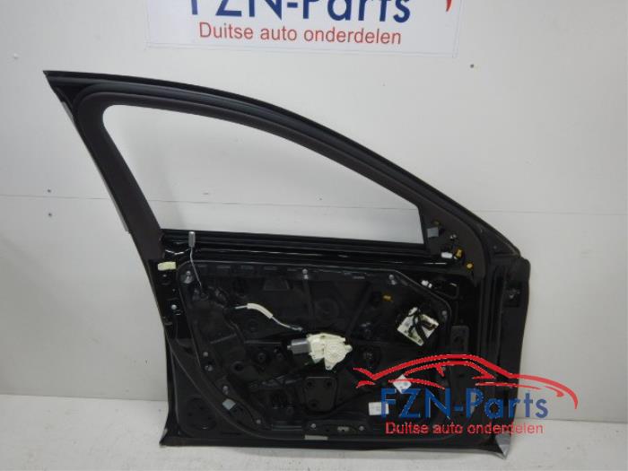 Mercedes-Benz Maybach X222 S-Klasse Portier Links-Voor