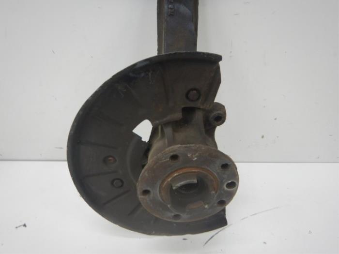 Fusee rechts-voor Audi Q7 (22729883)