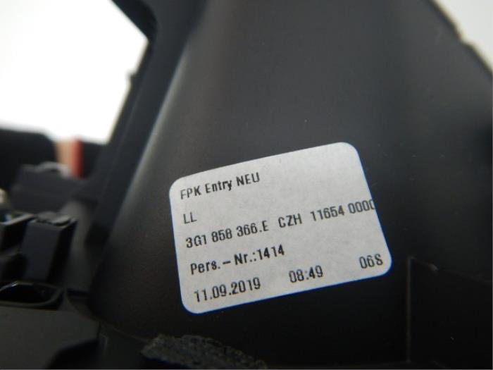 Kilometerteller KM Volkswagen Passat (22744519)