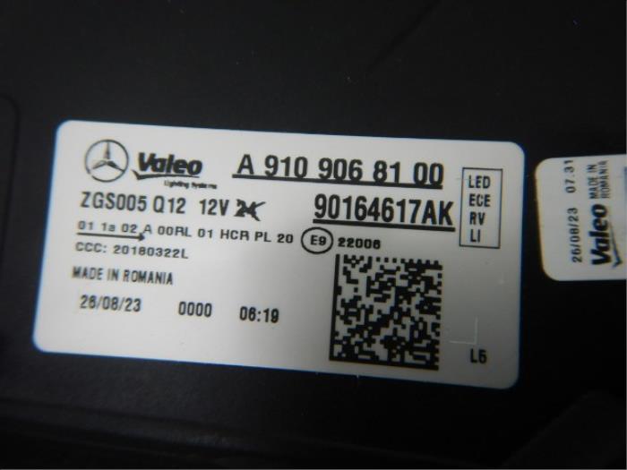 Koplamp links Mercedes Sprinter (22721421)