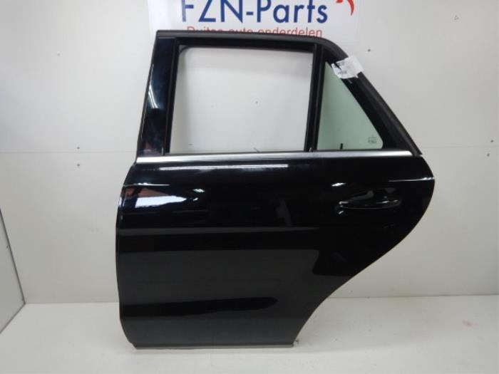 Portier 4Deurs links-achter Mercedes GLE (22723601)
