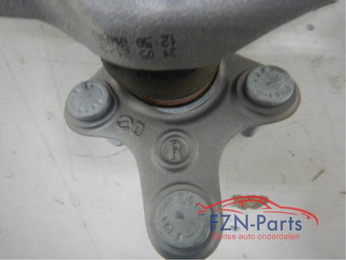 VW Golf 8 aluminium fusee rechts R