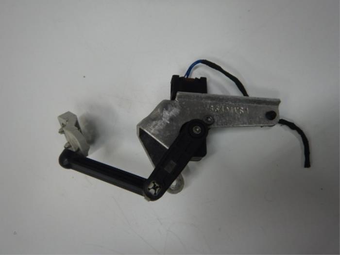BMW X5 Niveausensor Koplamphoogteversteller 687020002 68702000283401VS1Niveausensor, Sensor, Koplamphoogteversteller, X5 xDrive 45 e Plug-in-Hybrid 133258 01-06-2019 27-11-2022
xDrive 30 d Mild-Hybrid 141151 01-08-2020 07-03-2024
xDrive 50 i 131417 01-08-2018 01-07-2019
xDrive 45 e Plug-in-Hybrid 133260 01-06-2019 01-03-2023
xDrive 25 d 137597 01-08-2019 01-03-2023
xDrive M50 i 136647 01-08-2019 01-03-2023
xDrive 40 d Mild-Hybrid 154729 01-06-2023 07-03-2024
xDrive 40 i Mild-Hybrid xDrive