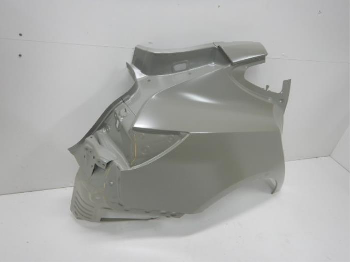 Snijdeel achter Tesla Model 3 (22744420)