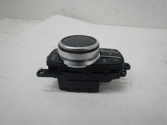BMW X1 F48 Navigatie Control Unit Bediening Middenconsole