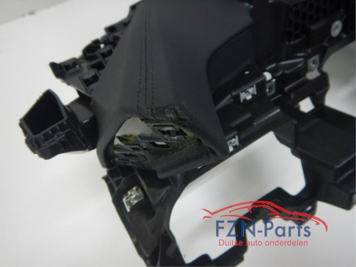 Audi E-tron GT 4J3 Dashboard Leer Leder Head up