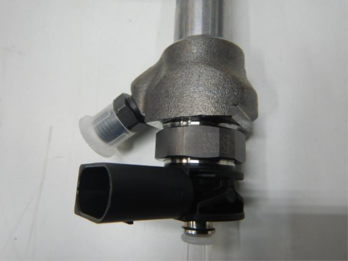 Injector (benzine injectie) Volkswagen Crafter (22744724)