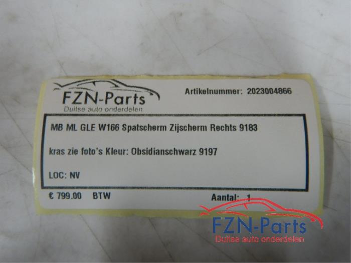 Mercedes Benz ML W166 Spatscherm Zijscherm Rechts