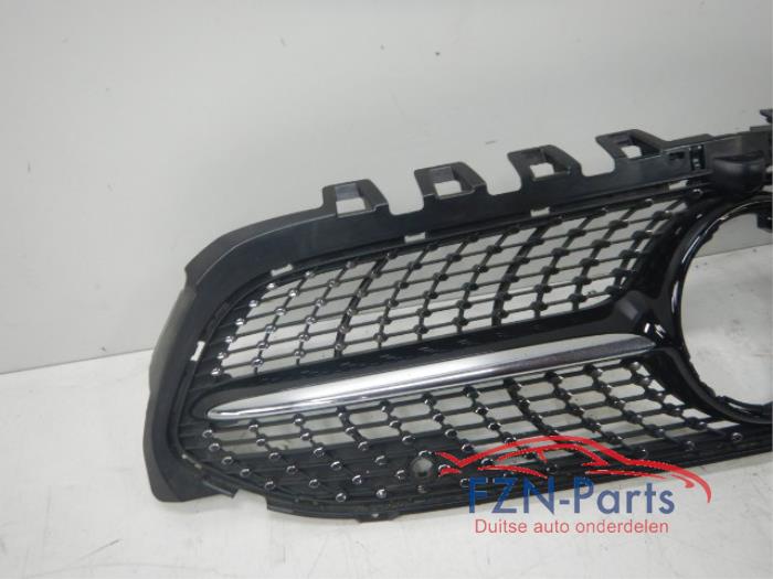 Mercedes-Benz A-Klasse W177 Diamond Grille Camera A